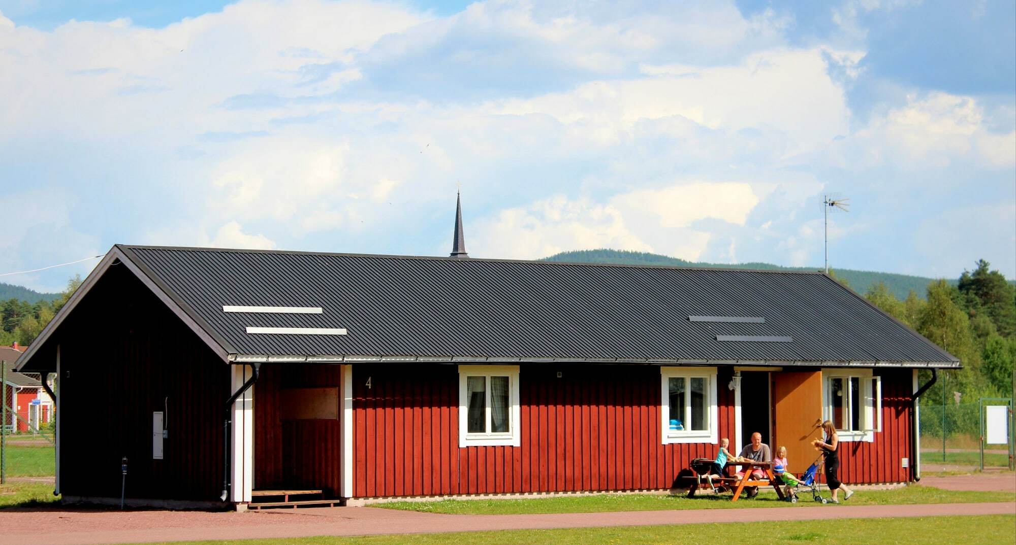 Aelvdalens Camping Hotel Exterior photo